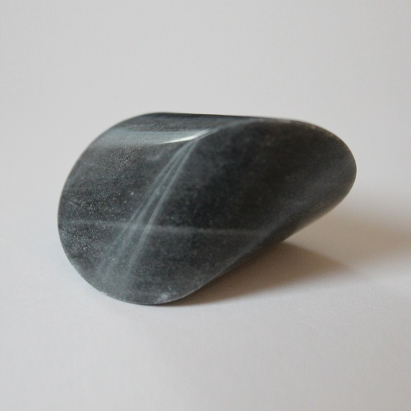 Oloïde en marbre (mini), clair ou sombre - Kuboid
